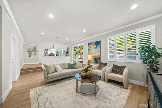 6 Blazing Star, Irvine, CA 92604