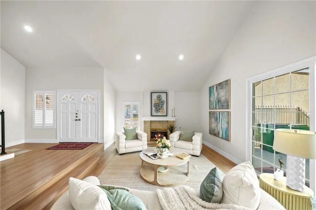 6 Blazing Star, Irvine, CA 92604
