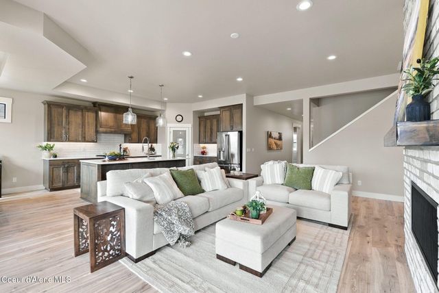 4492 W Enclave Way, Coeur D'alene, ID 83815