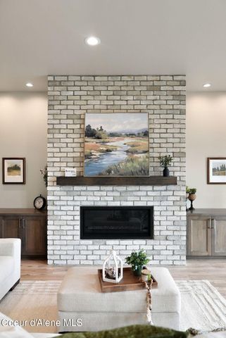 4492 W Enclave Way, Coeur D'alene, ID 83815