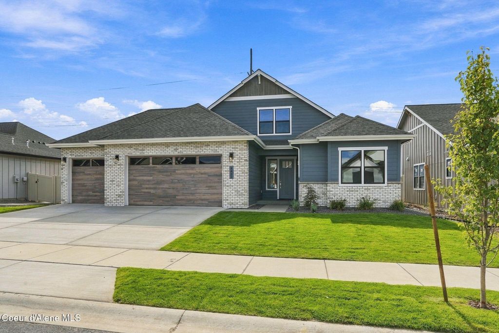 4492 W Enclave Way, Coeur d'Alene, ID 83815 photo 2