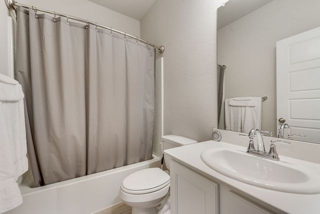 3403 Western Trail, Crandall, TX 75114