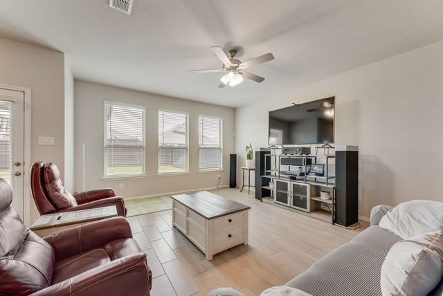 3403 Western Trail, Crandall, TX 75114