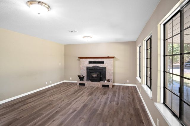 12419 28 Mile Rd, Oakdale, CA 95361