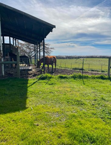 12419 28 Mile Rd, Oakdale, CA 95361