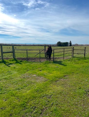 12419 28 Mile Rd, Oakdale, CA 95361