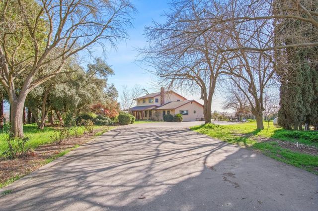 12419 28 Mile Rd, Oakdale, CA 95361