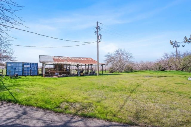 12419 28 Mile Rd, Oakdale, CA 95361