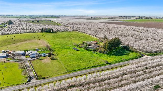 12419 28 Mile Rd, Oakdale, CA 95361