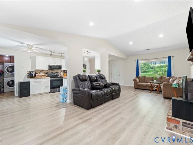 6505 Sexton Dr, Chesterfield, VA 23832