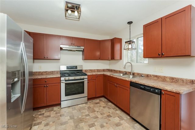 2789 Old Home Road, Akron, OH 44312