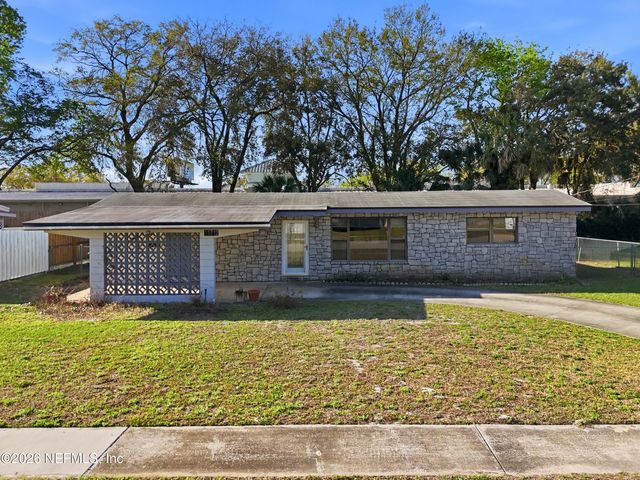 11712 SURFWOOD Avenue, Jacksonville, FL 32246