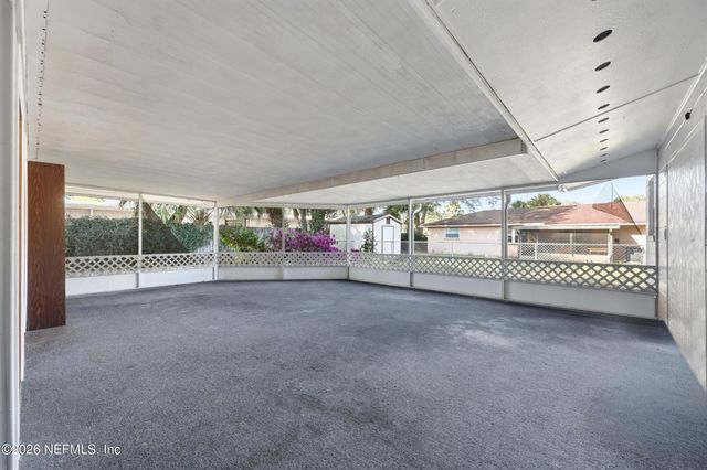 11712 SURFWOOD Avenue, Jacksonville, FL 32246