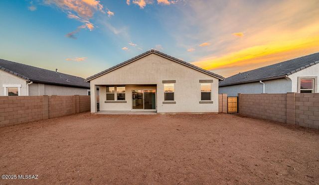 10066 N Guayacan Trail, Marana, AZ 85653
