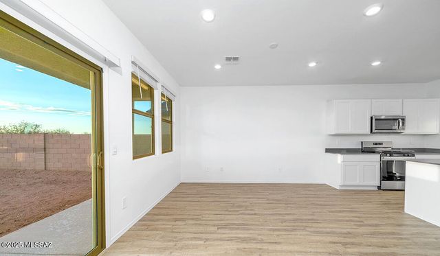 10066 N Guayacan Trail, Marana, AZ 85653
