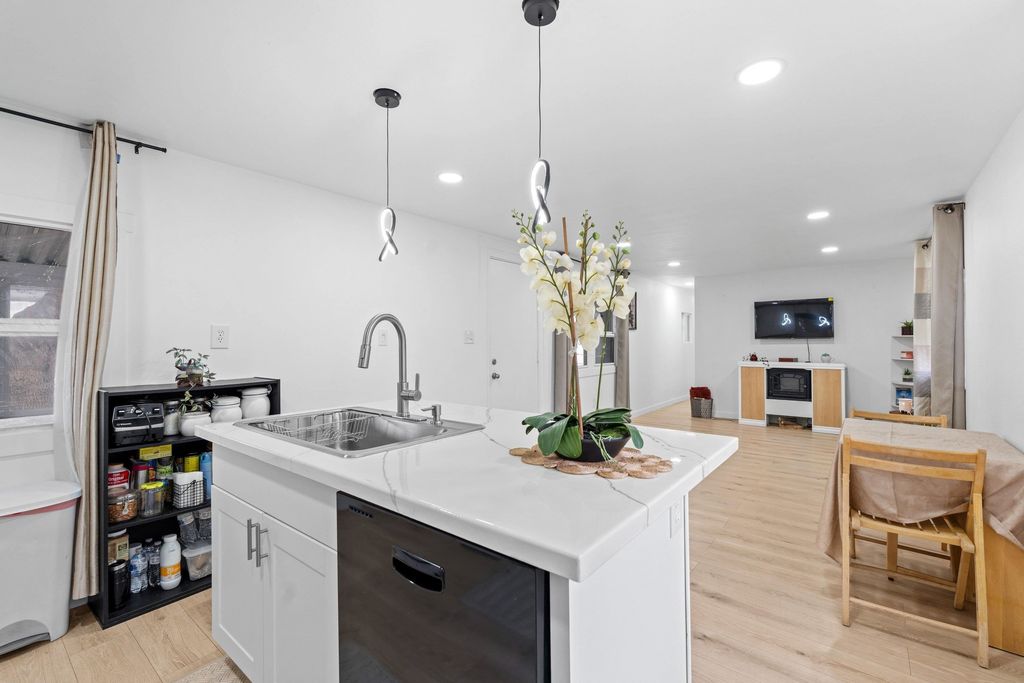 6300 E 2nd Ave, Spokane Valley, WA 99212 photo 8