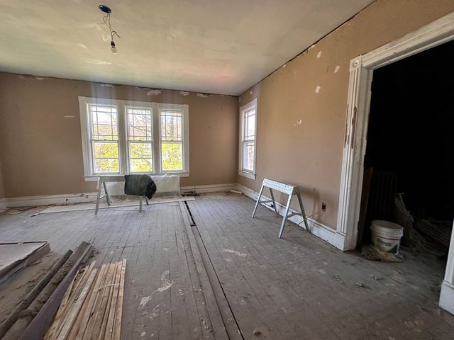 149 W 3rd Street, Oil City, PA 16301