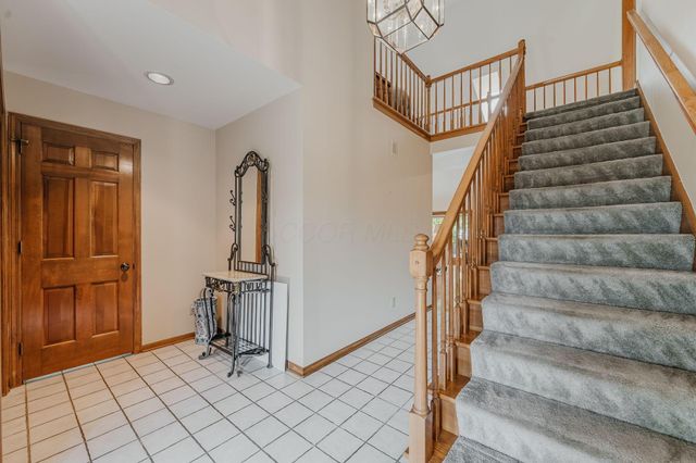 7220 Lorine Court, Columbus, OH 43235