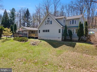68 FARMS RIDGE LN, Front Royal, VA 22630