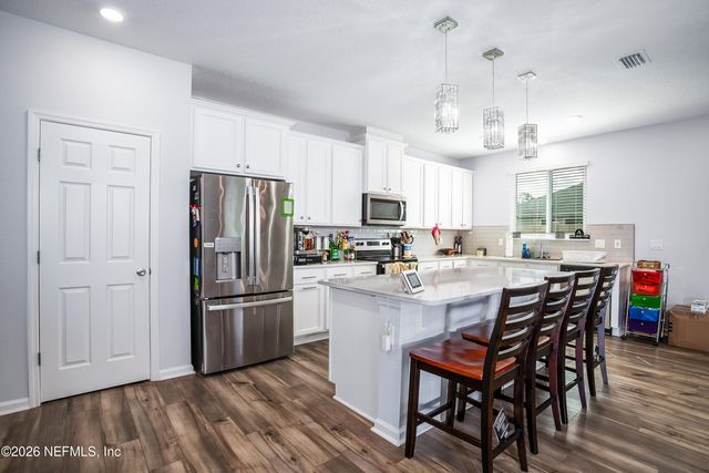 8263 VICTORY CROSSING Boulevard, Jacksonville, FL 32210