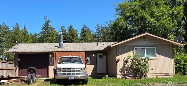 4340 Hamilton Drive, Oak Harbor, WA 98277