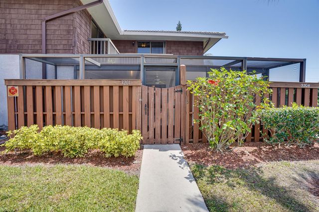 3201 SE Guinevere Lane A, Port St. Lucie, FL 34952