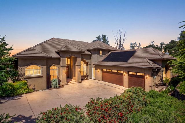 6439 Caddie Ct, Auburn, CA 95602