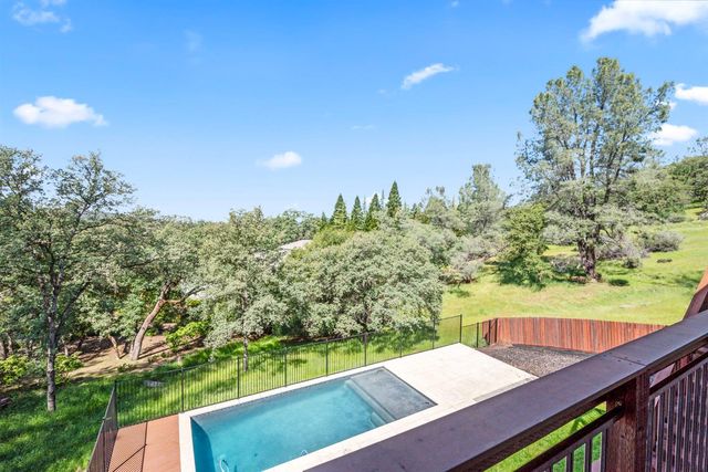 6439 Caddie Ct, Auburn, CA 95602