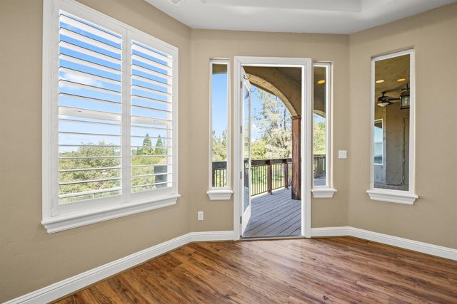 6439 Caddie Ct, Auburn, CA 95602