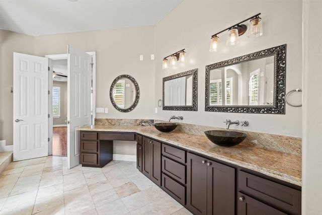 6439 Caddie Ct, Auburn, CA 95602
