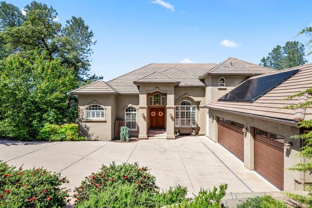 6439 Caddie Ct, Auburn, CA 95602