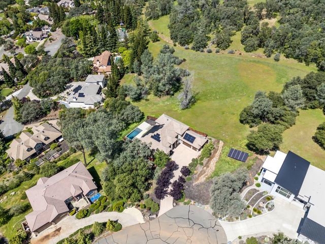 6439 Caddie Ct, Auburn, CA 95602