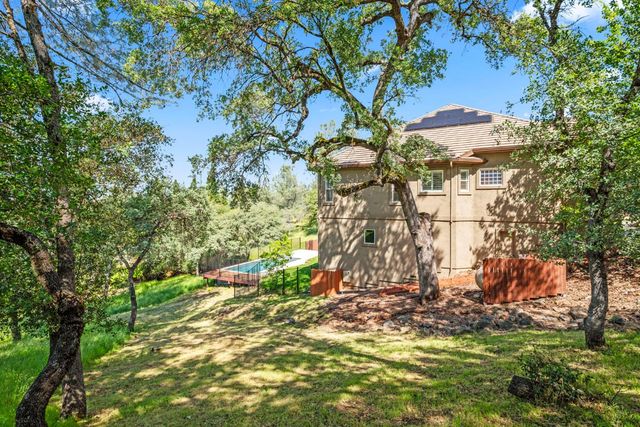 6439 Caddie Ct, Auburn, CA 95602