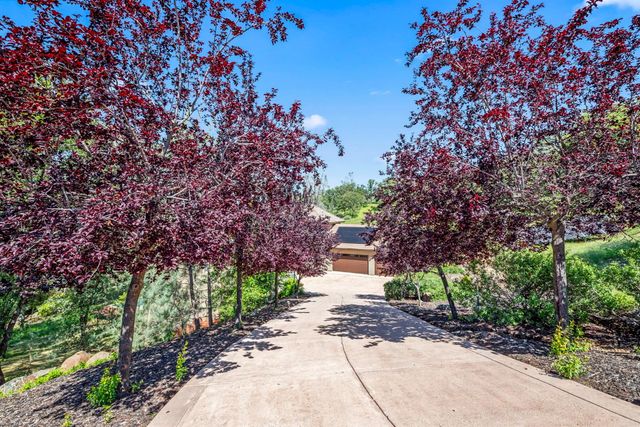 6439 Caddie Ct, Auburn, CA 95602