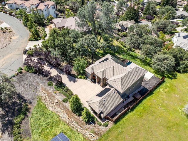 6439 Caddie Ct, Auburn, CA 95602
