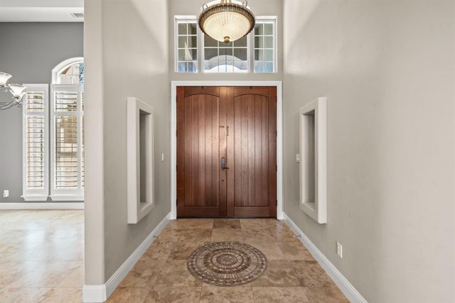 6439 Caddie Ct, Auburn, CA 95602