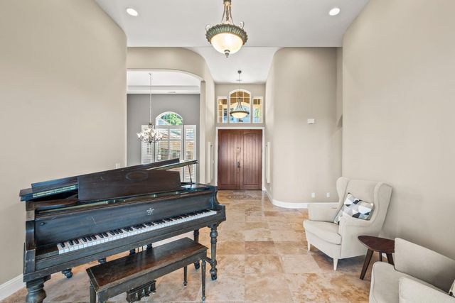 6439 Caddie Ct, Auburn, CA 95602