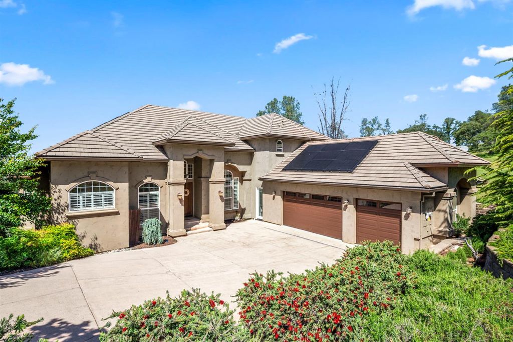 6439 Caddie Ct, Auburn, CA 95602
