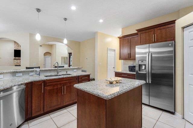 13302 Edgewater Circle, Wellington, FL 33414
