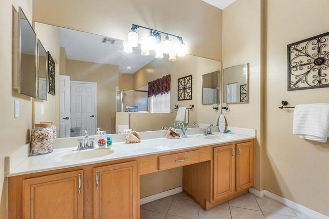 13302 Edgewater Circle, Wellington, FL 33414