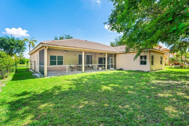 13302 Edgewater Circle, Wellington, FL 33414