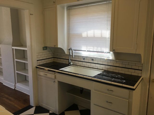 1236 E Monte Vista Road, Phoenix, AZ 85006