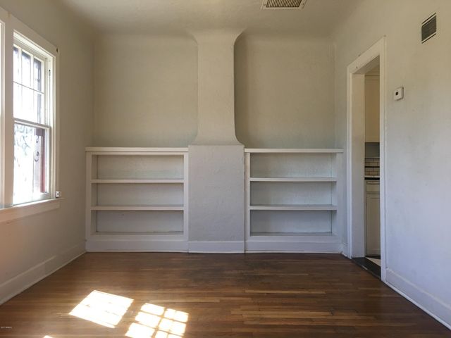 1236 E Monte Vista Road, Phoenix, AZ 85006