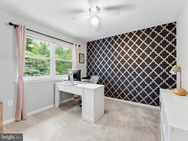 391 BARTON RUN BLVD, Marlton, NJ 08053