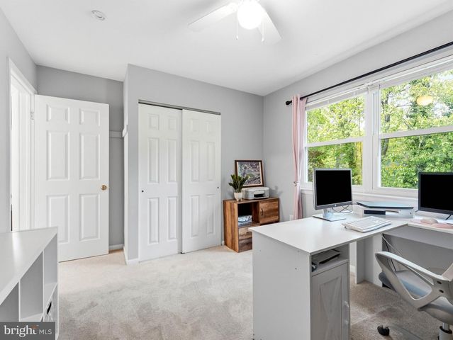 391 BARTON RUN BLVD, Marlton, NJ 08053