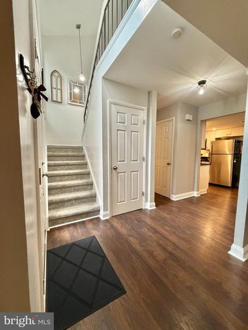 391 BARTON RUN BLVD, Marlton, NJ 08053
