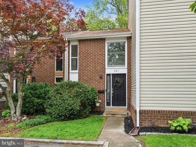 391 BARTON RUN BLVD, Marlton, NJ 08053