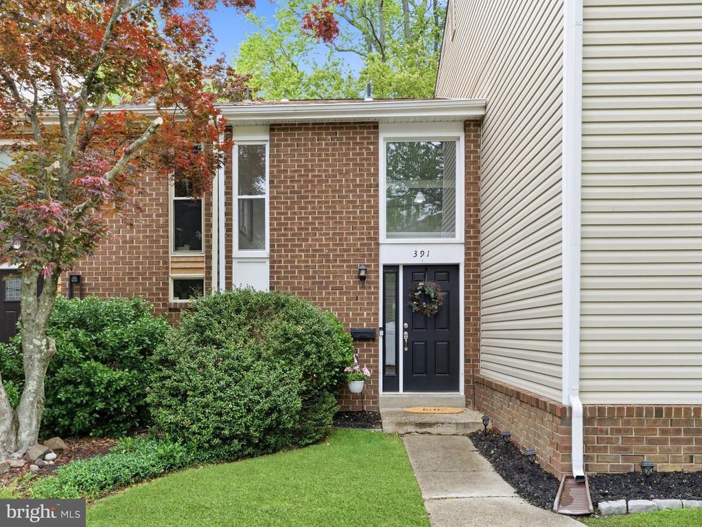 391 BARTON RUN BLVD, Marlton, NJ 08053