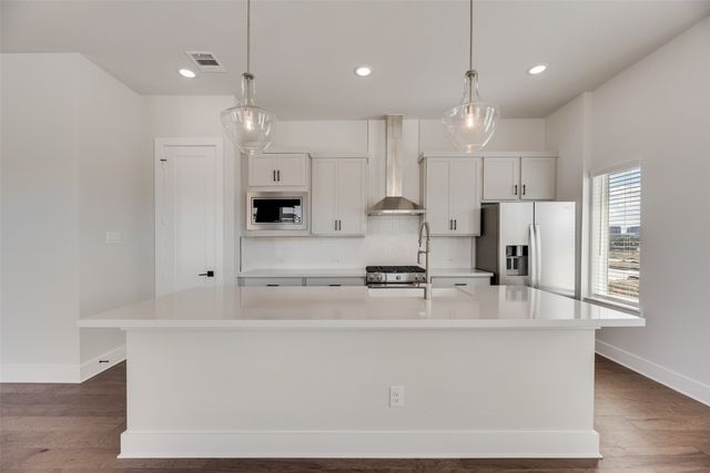 905 Ash Road, Plano, TX 75075