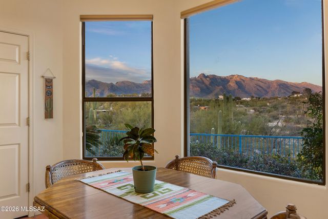 222 E Yvon Drive, Tucson, AZ 85704